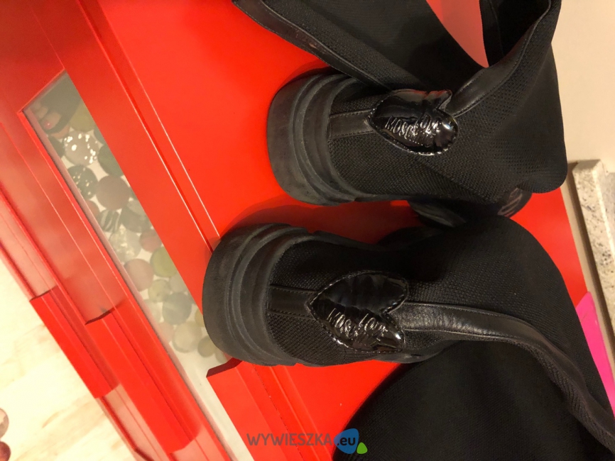 23442F5C-DFF2-4E8E-9CA8-9EF51868CAC4