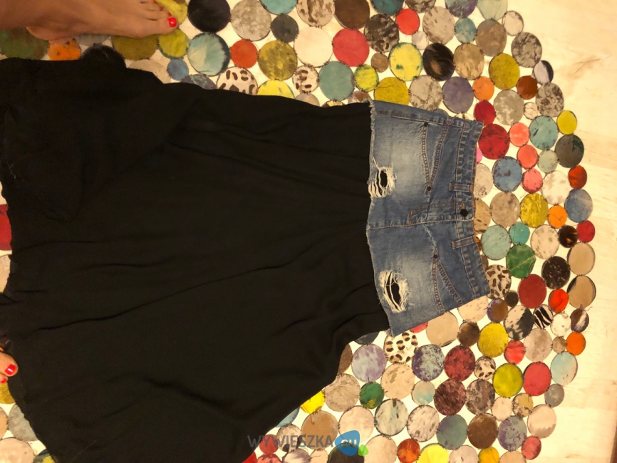 A3FDB0A4-3117-4EB9-AFCE-F6C0DC09B972